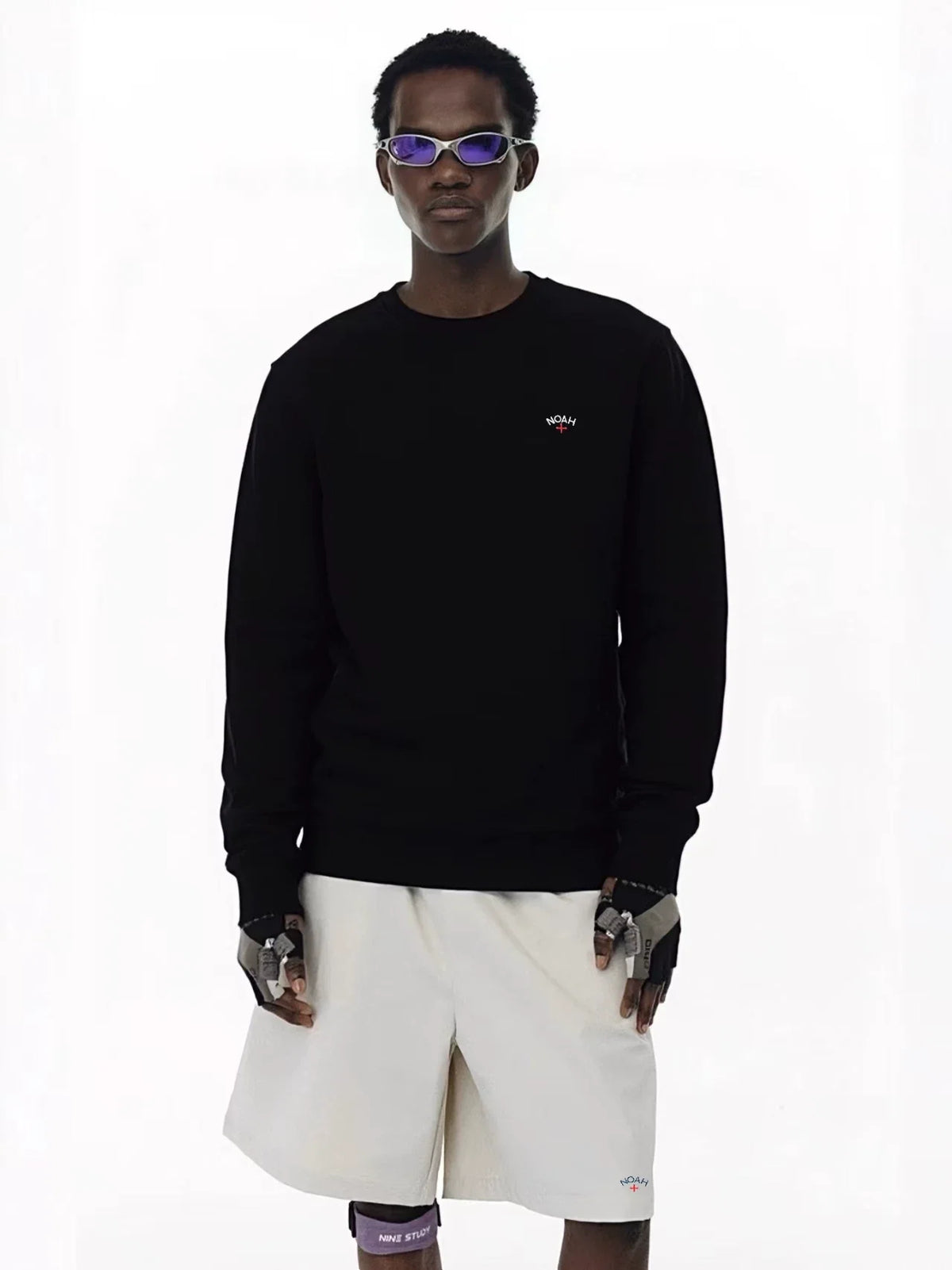 NOAH MARS Men Velvet Crew Sweatshirt Left Chest Cross Embroidery Autumn Winter