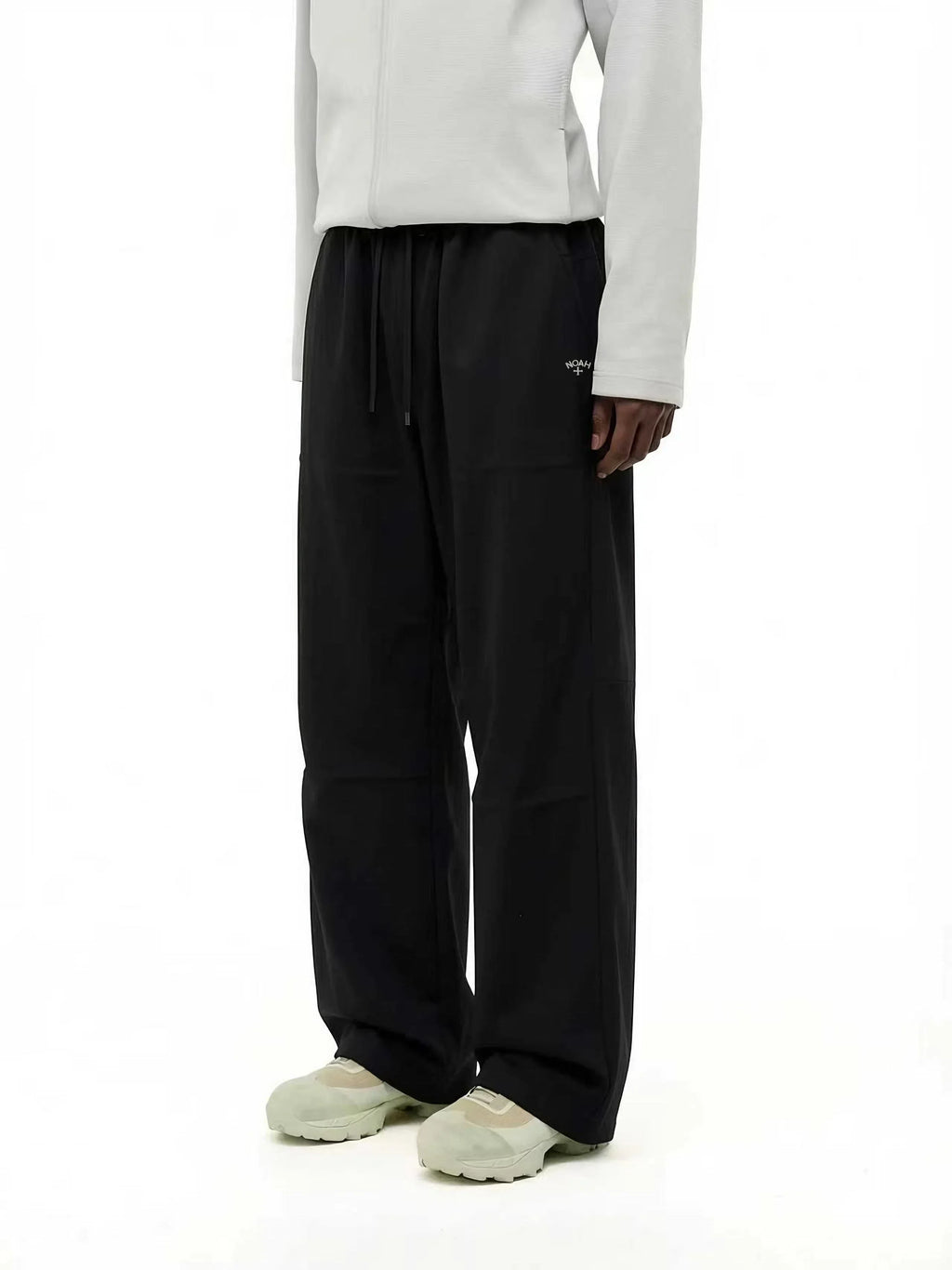 NOAH MARS Outdoor Loose, Lightweight, Breathable Softshell Pants